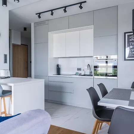 Hallera By Loft
